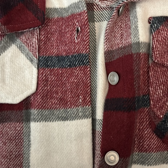 Thick flannel shacket - Picture 2 of 3